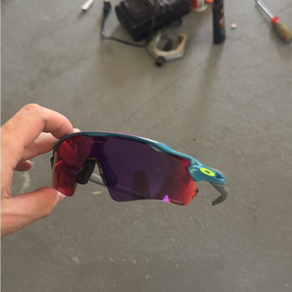 Oakley Radar EV
